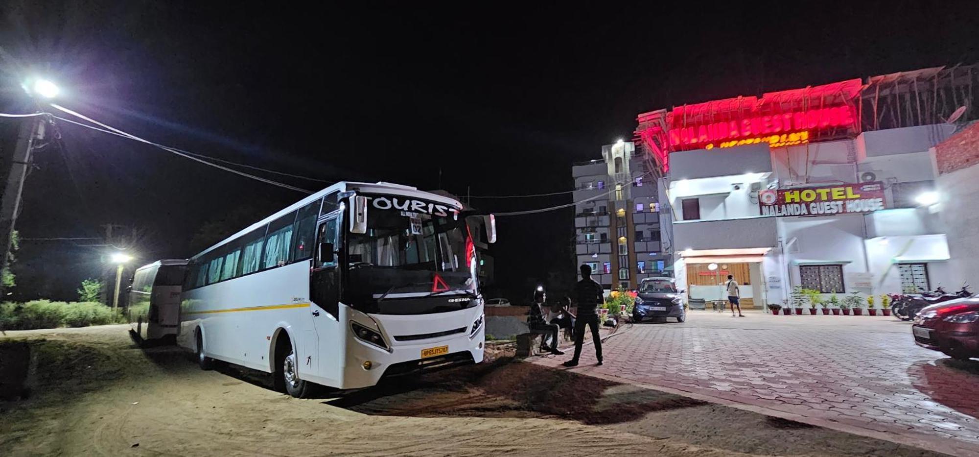 Hotel Nalanda Guest House المظهر الخارجي الصورة